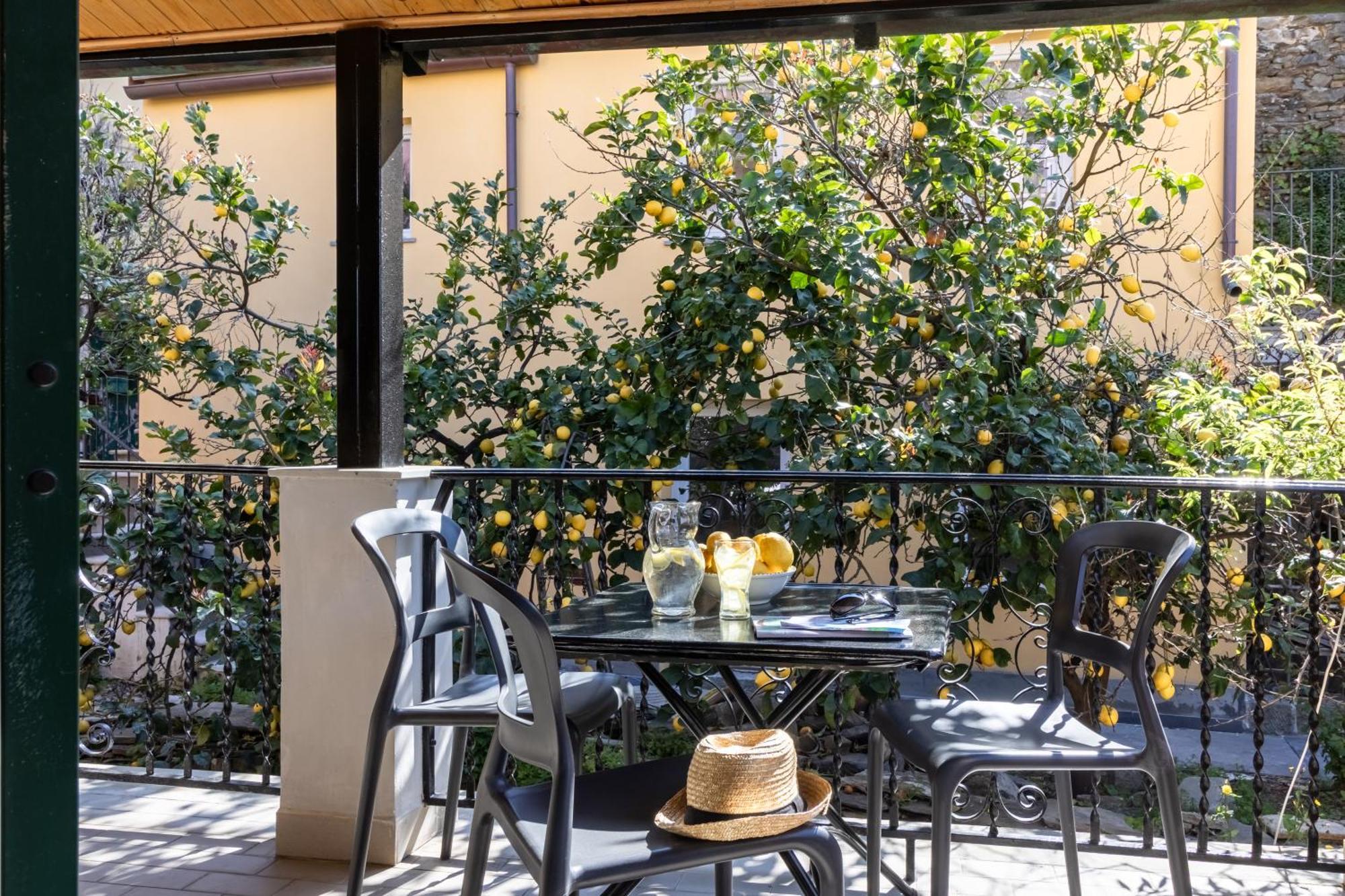 Апартаменты Ca Vivaldi Penthouse 5Terreparco Риомаджиоре Экстерьер фото